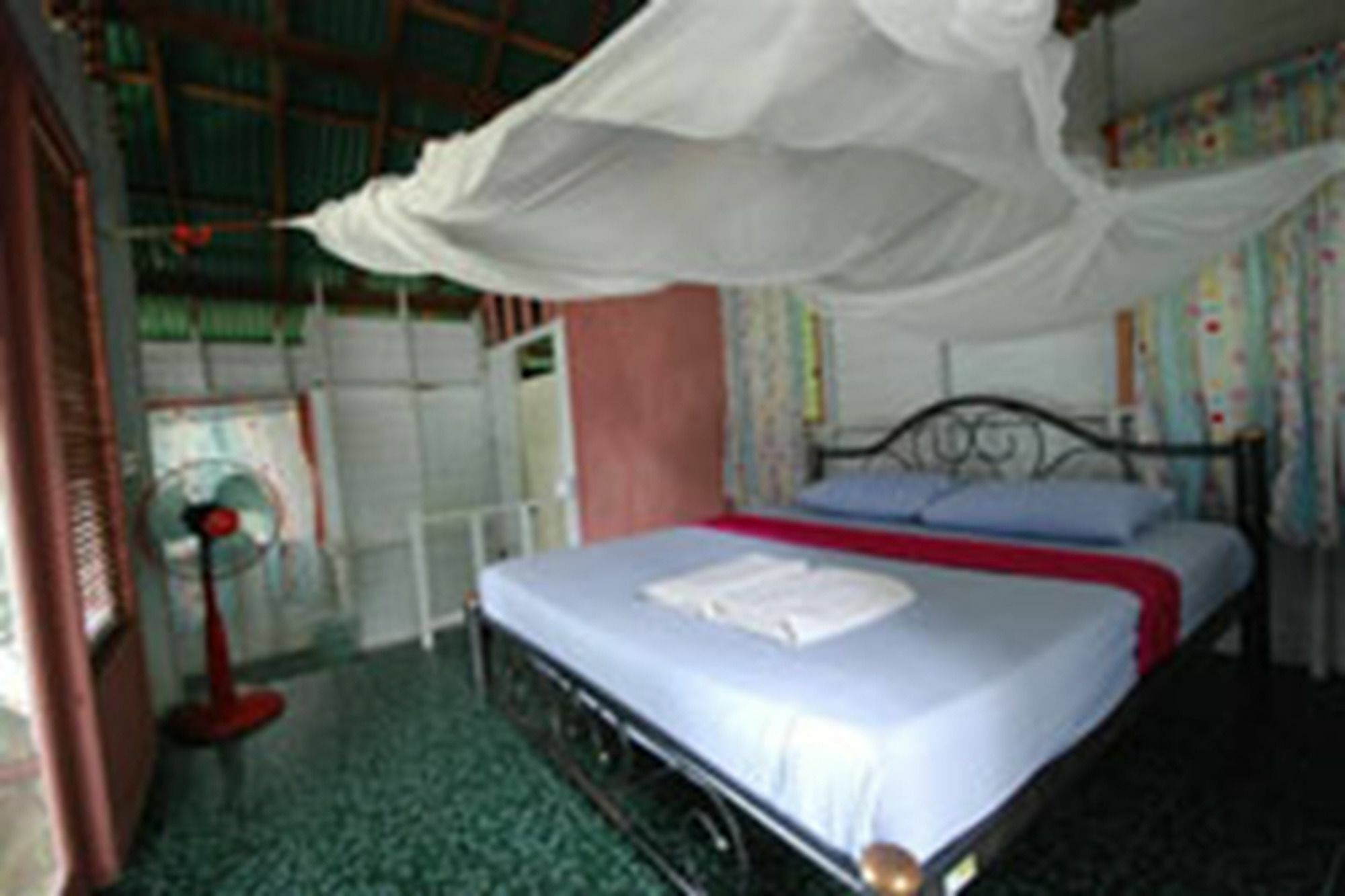 Tohko Beach Resort Phi Phi Adaları Dış mekan fotoğraf